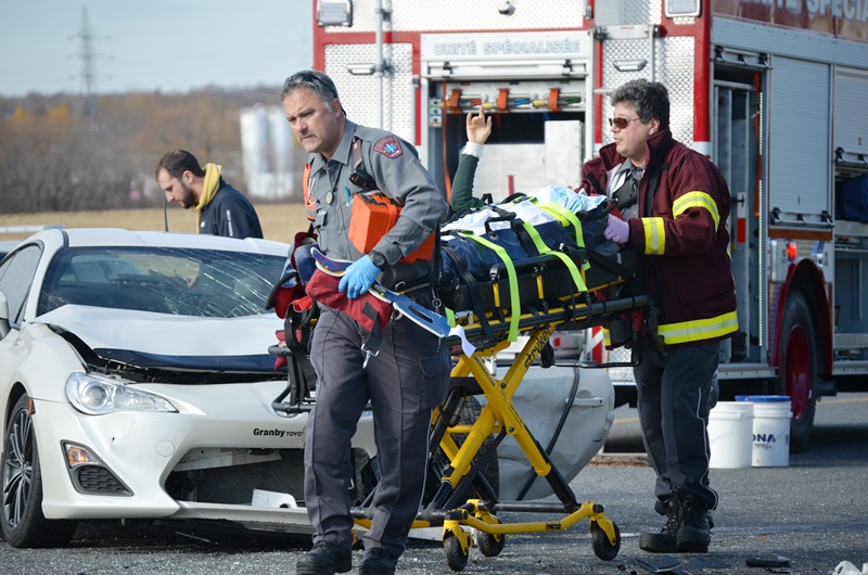 Collision frontale à Granby Le Granby Express