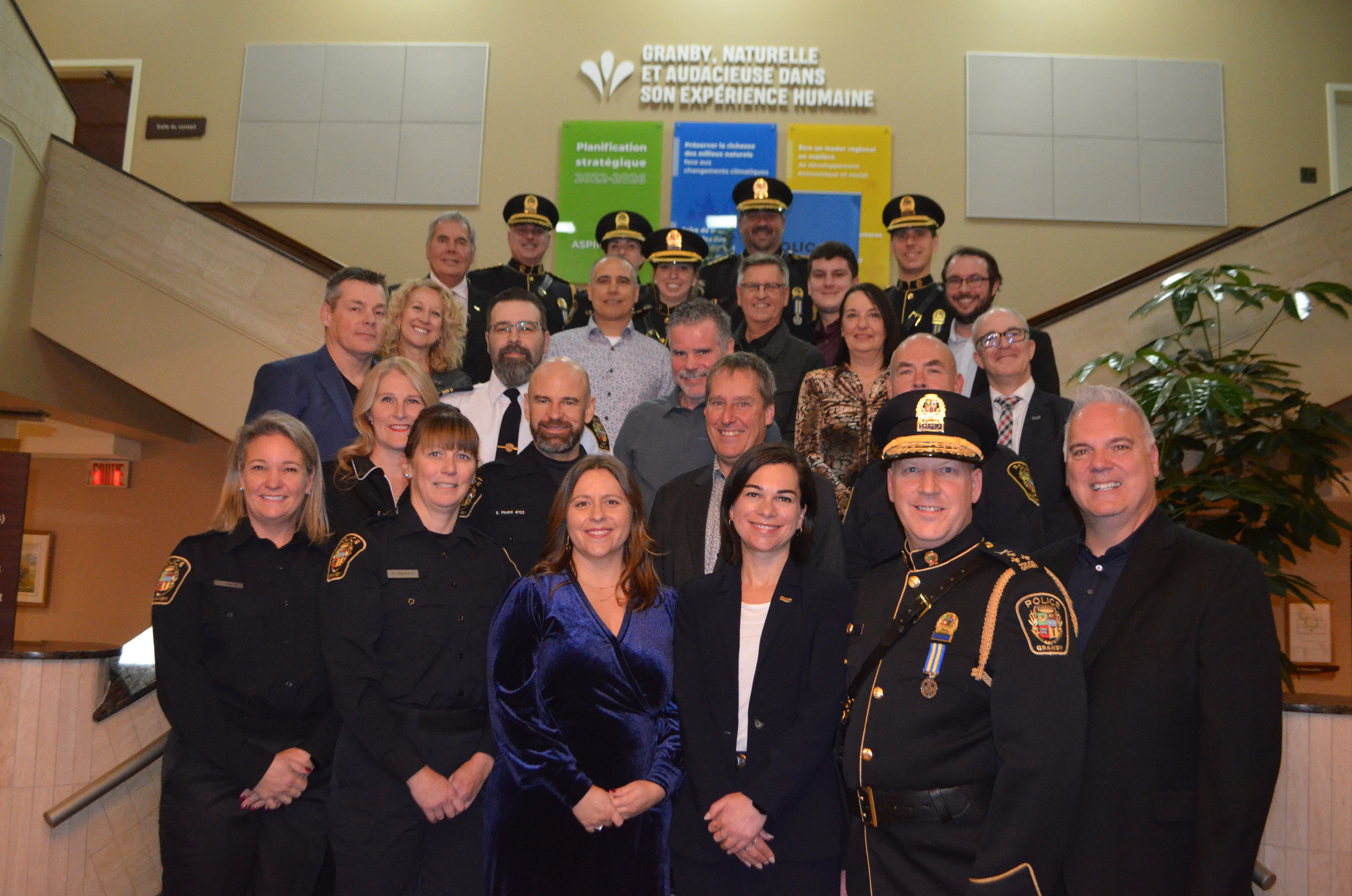 Police de Granby des années de service soulignées Le Granby Express